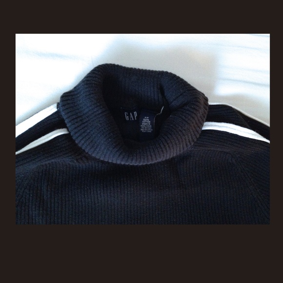 Girls/woman GAP turtleneck sweatshirt - Picture 3 of 3